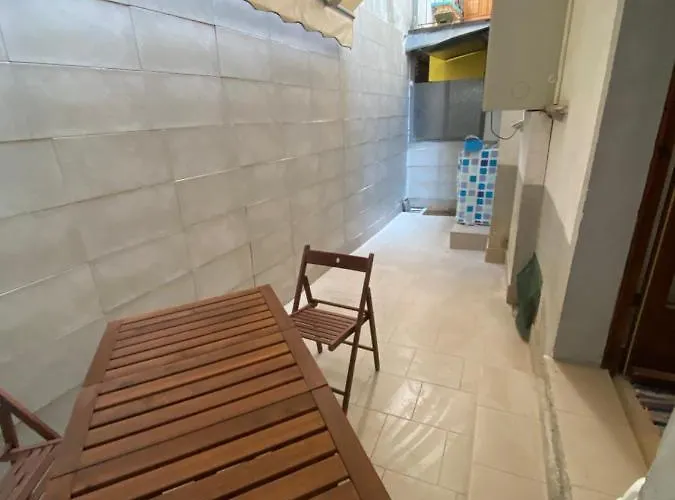 Casa Baiettini 9 Bed & Breakfast Intra