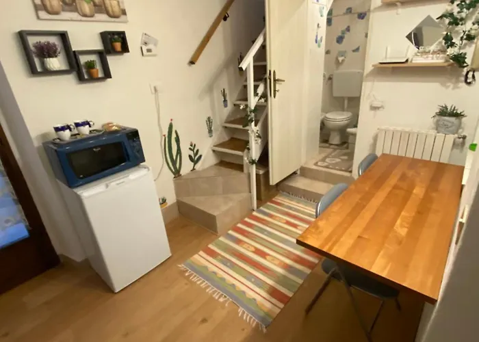 Casa Baiettini 9 Intra